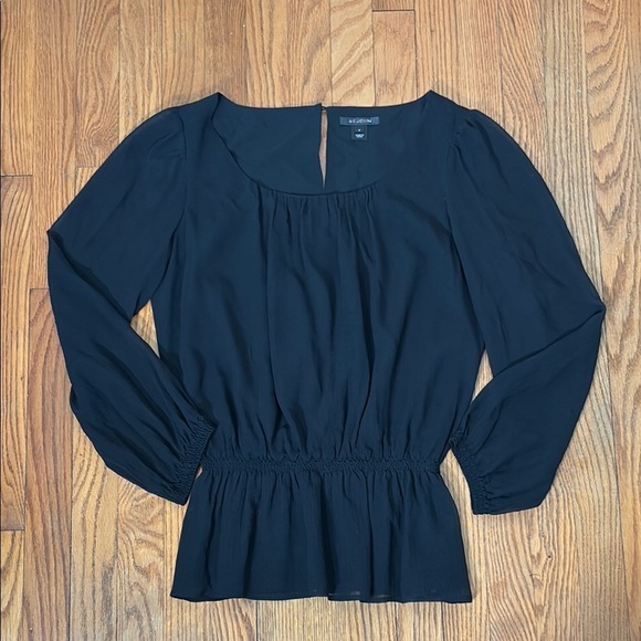 St. John Long Sleeve Boat Neck 100% Silk Chiffon Blouse Black size 4 - Picture 1 of 8